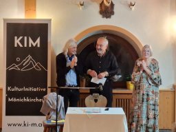 kim_aret vor roll up 2025